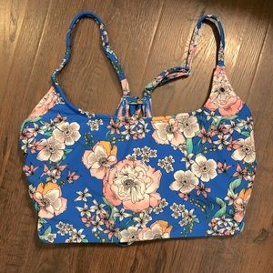 Bathing suit top size XL